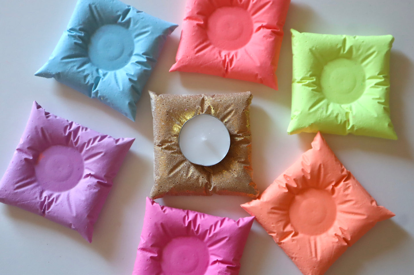 Bougeoir coussin jaune fluo