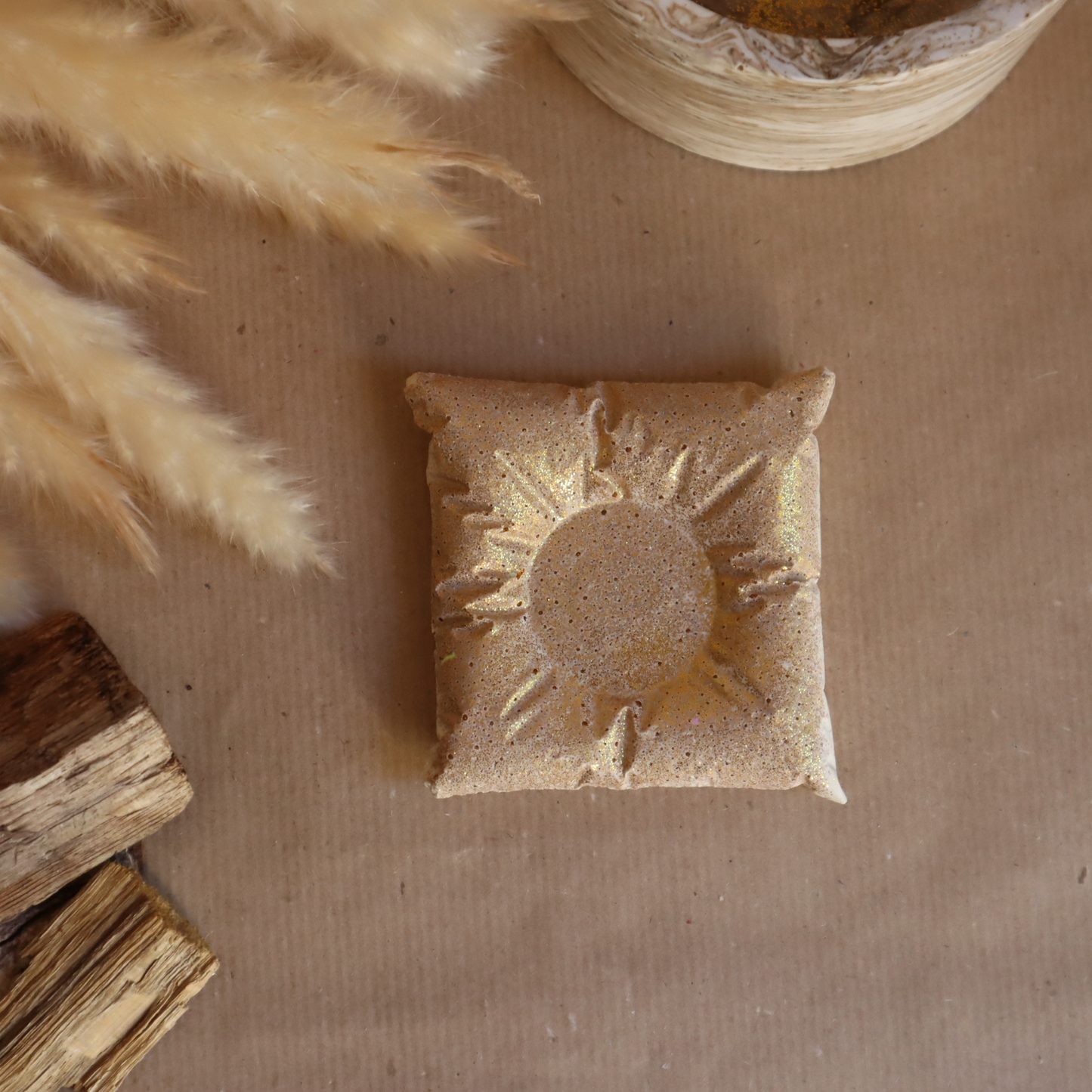 Bougeoir coussin doré pailleté