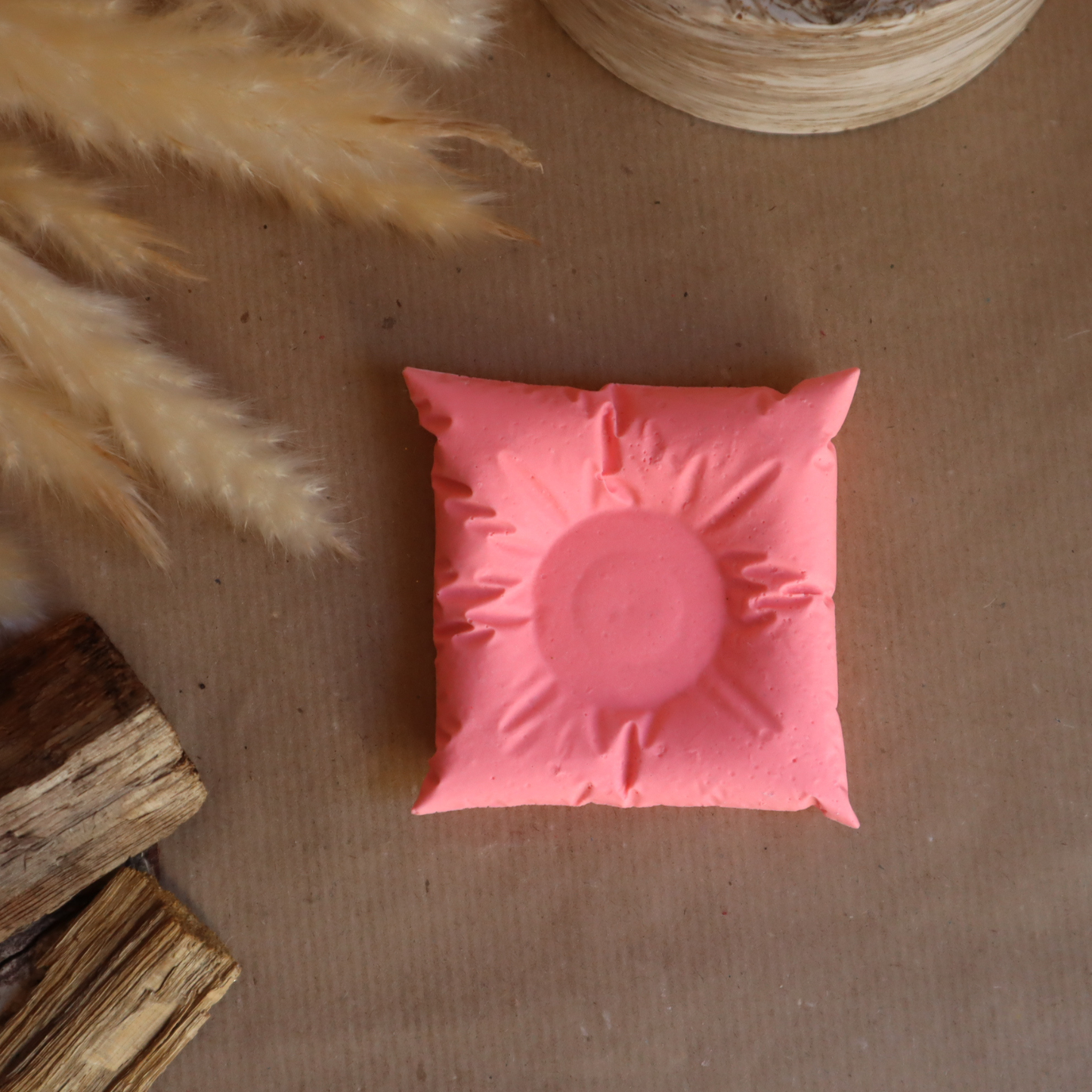 Bougeoir coussin corail
