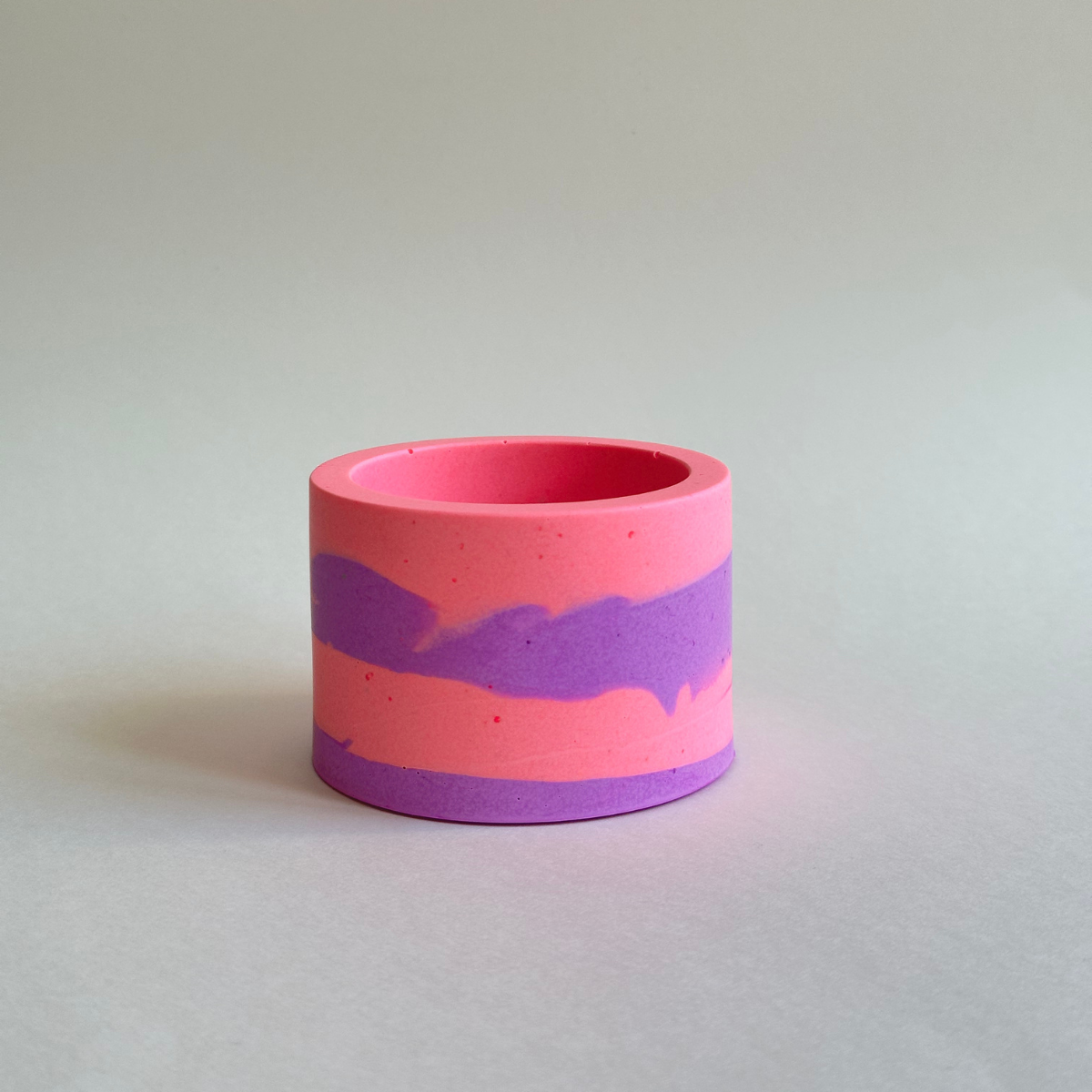 Pot à bougie rose et violet